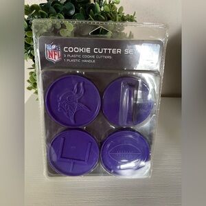 NFL Minnesota Vikings Officially Licensed Set of 3 Cookie Cutters brand new